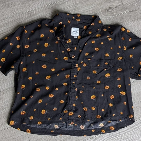 Vans Button Down Crop - Picture 1 of 4